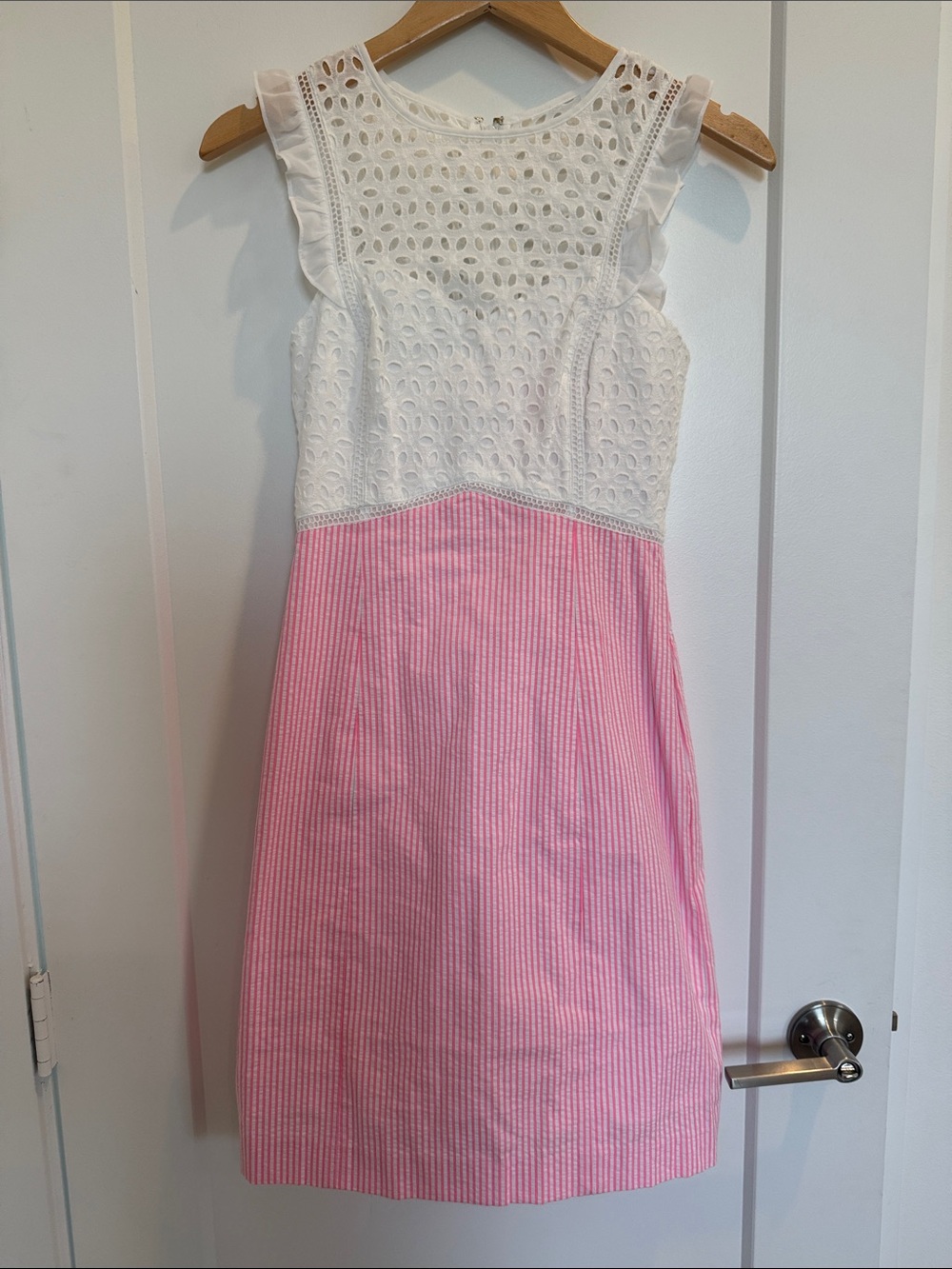 Lilly Pulitzer White Eyelet Bodice Pink Seersucker A-Line Dress
